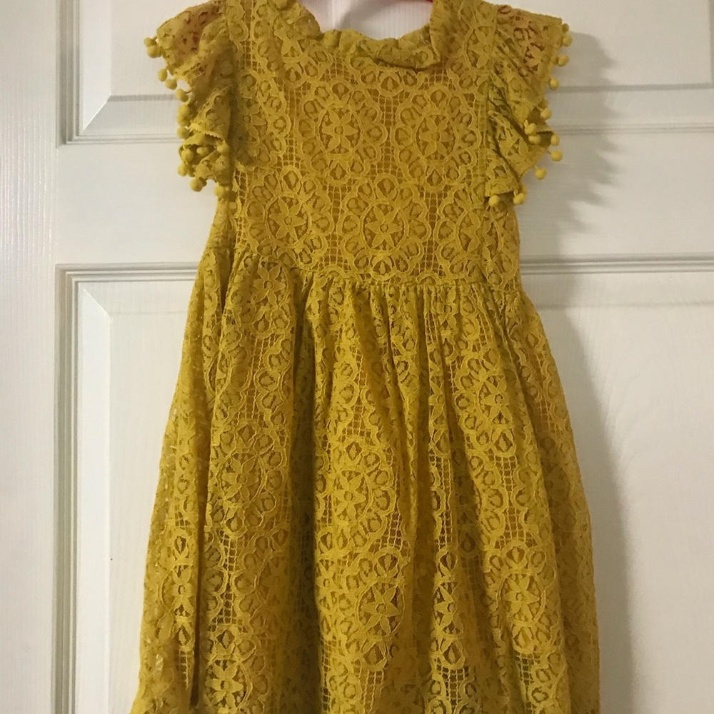 NWT Gorgeous mustard eyelet dress for girls size 5